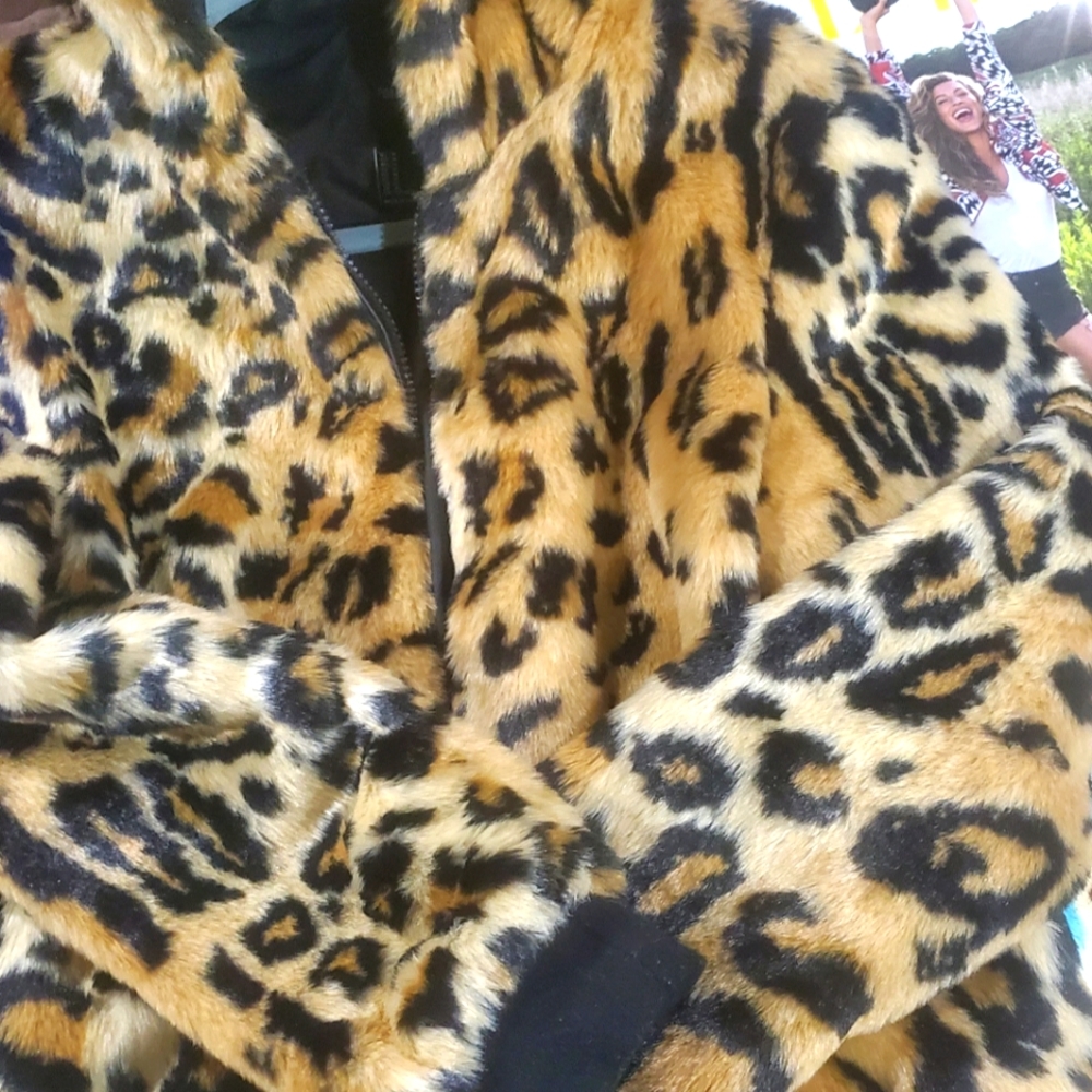 Leopard hooded waist jacket